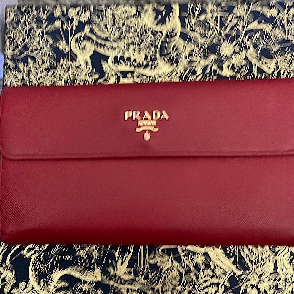 Vintage Used Fuoco Saffiano Long Leather Red Prada Wallet